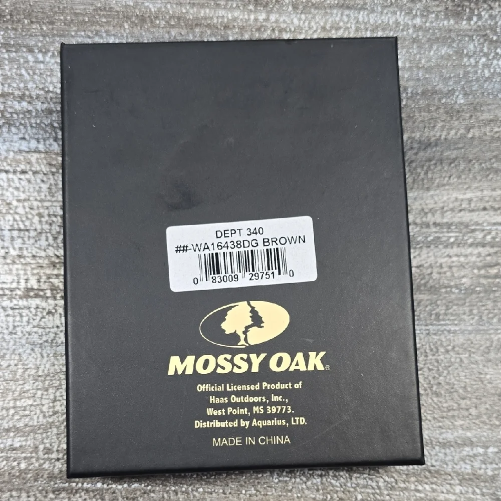 Mossy Oak Brown Bi‑Fold Wallet – Pebble Leather‑Like Texture
